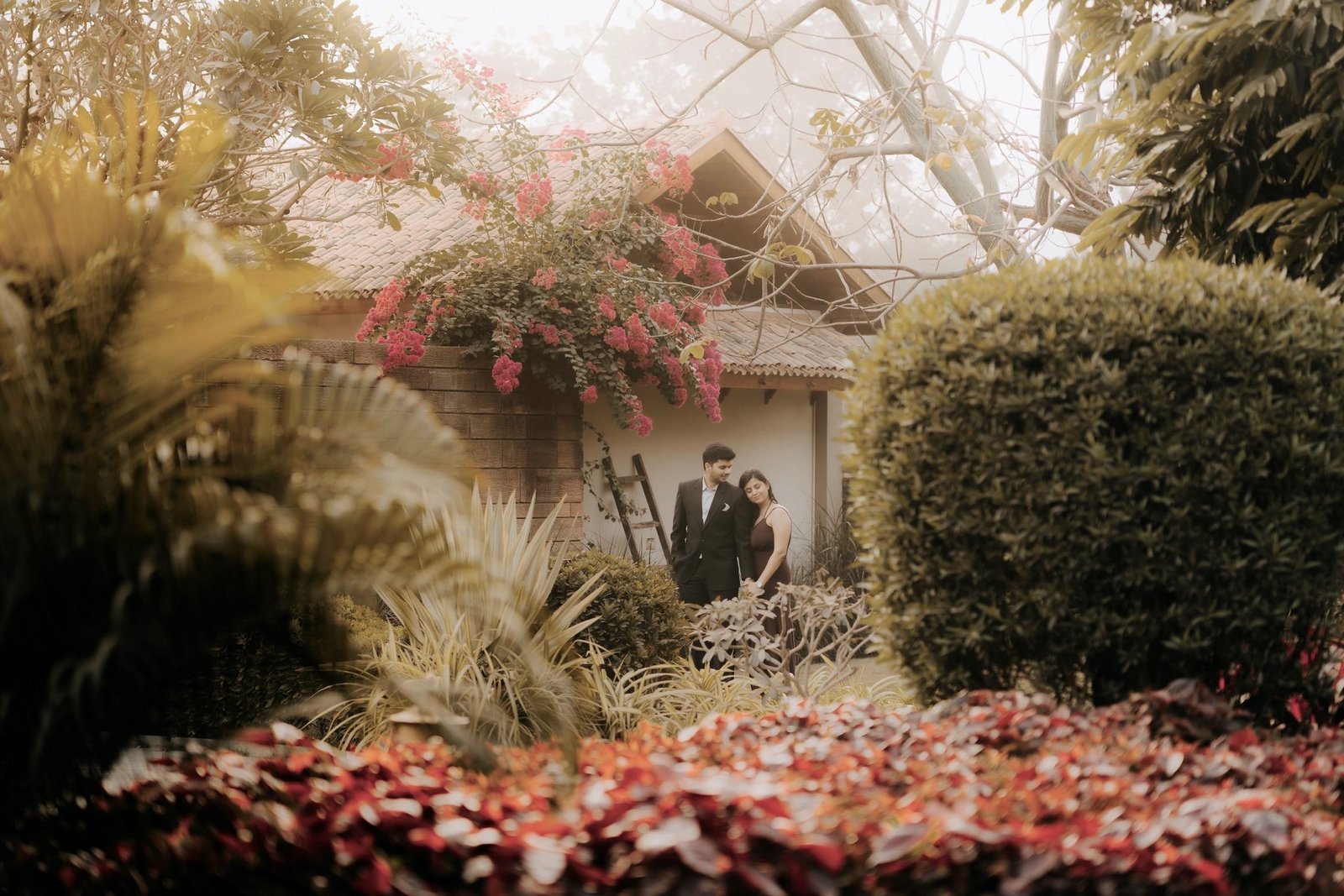 Abhi and Rima photography by Flash Studio