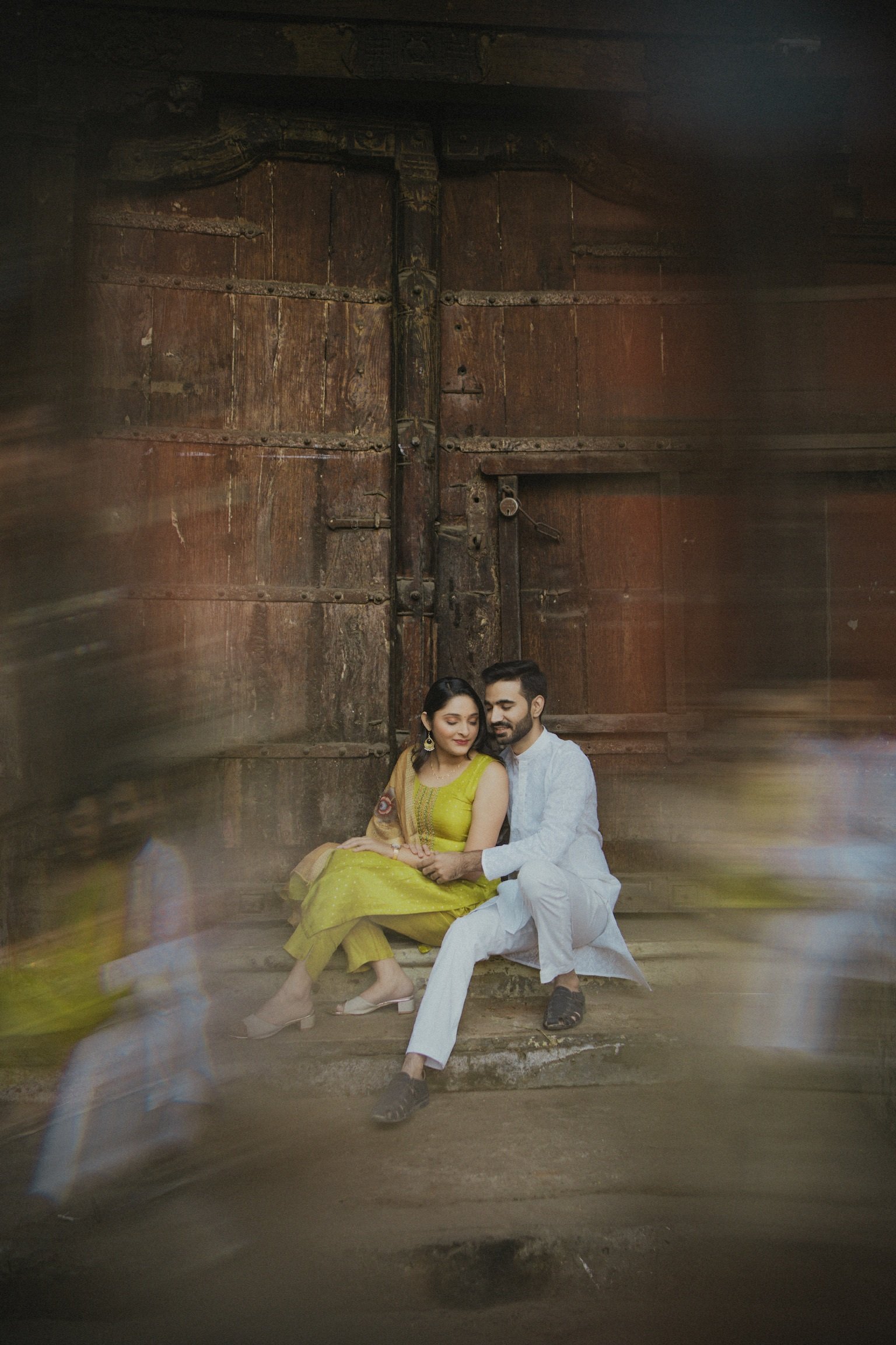 Jigar and Ami photography by Flash Studio