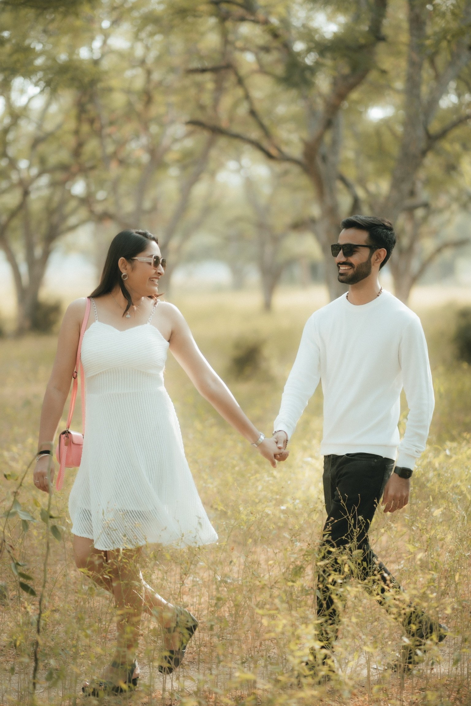 Jigar and Ami photography by Flash Studio