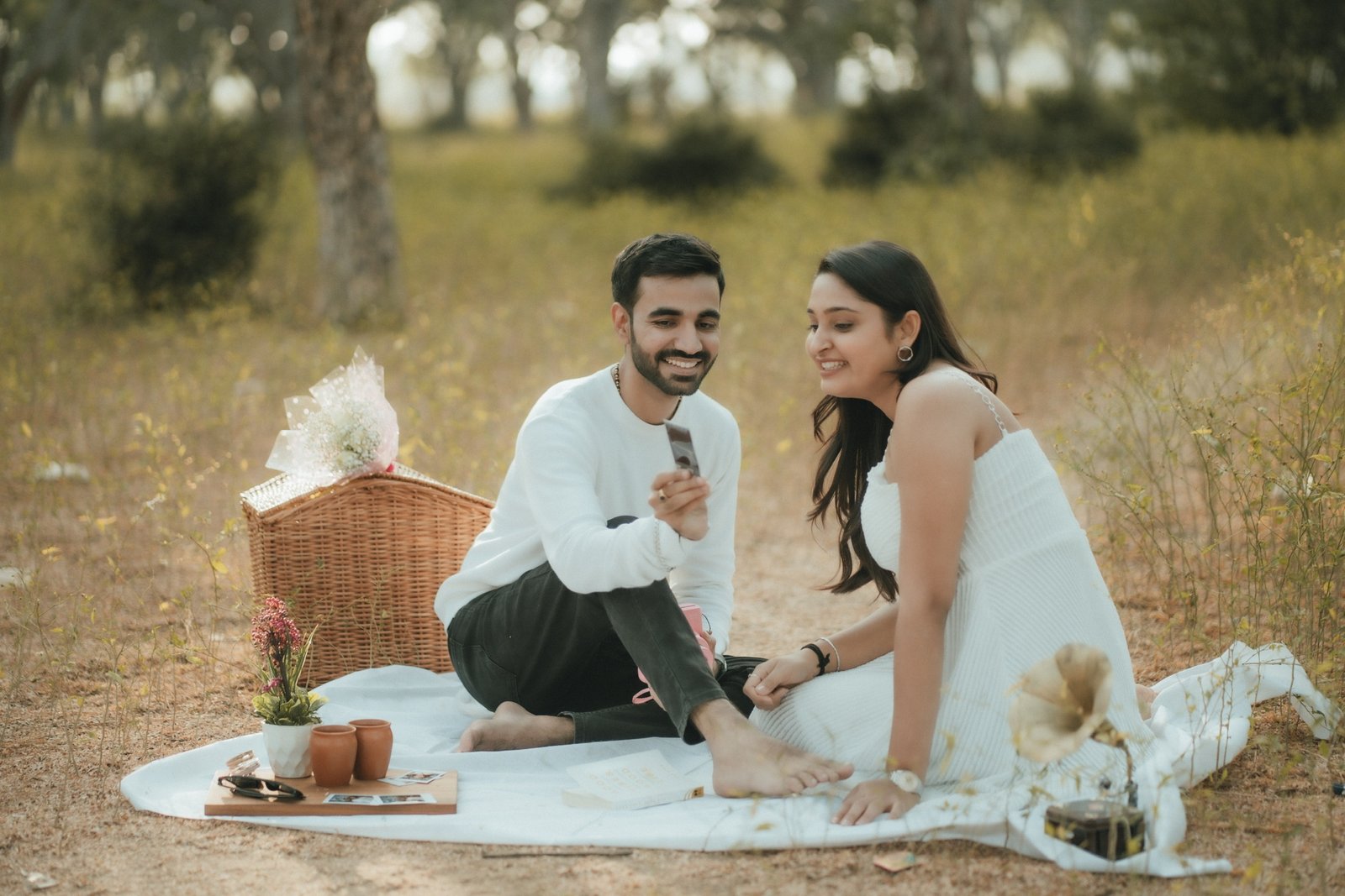 Jigar and Ami photography by Flash Studio
