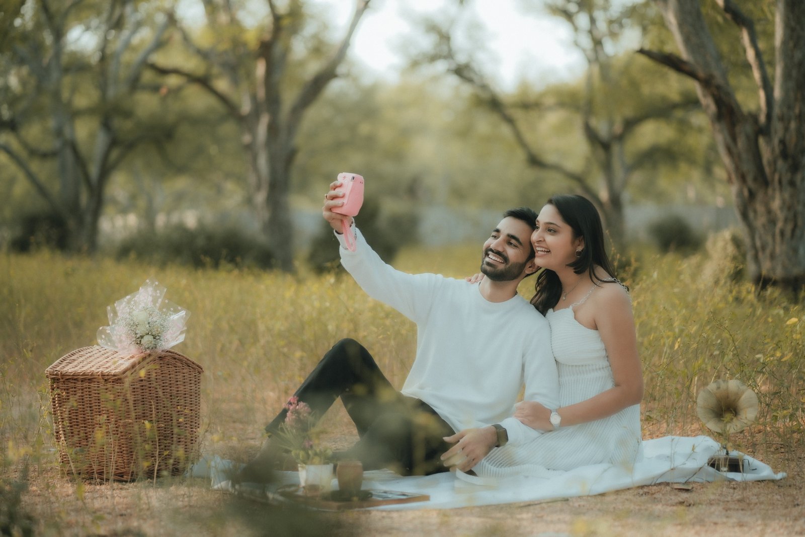 Jigar and Ami photography by Flash Studio