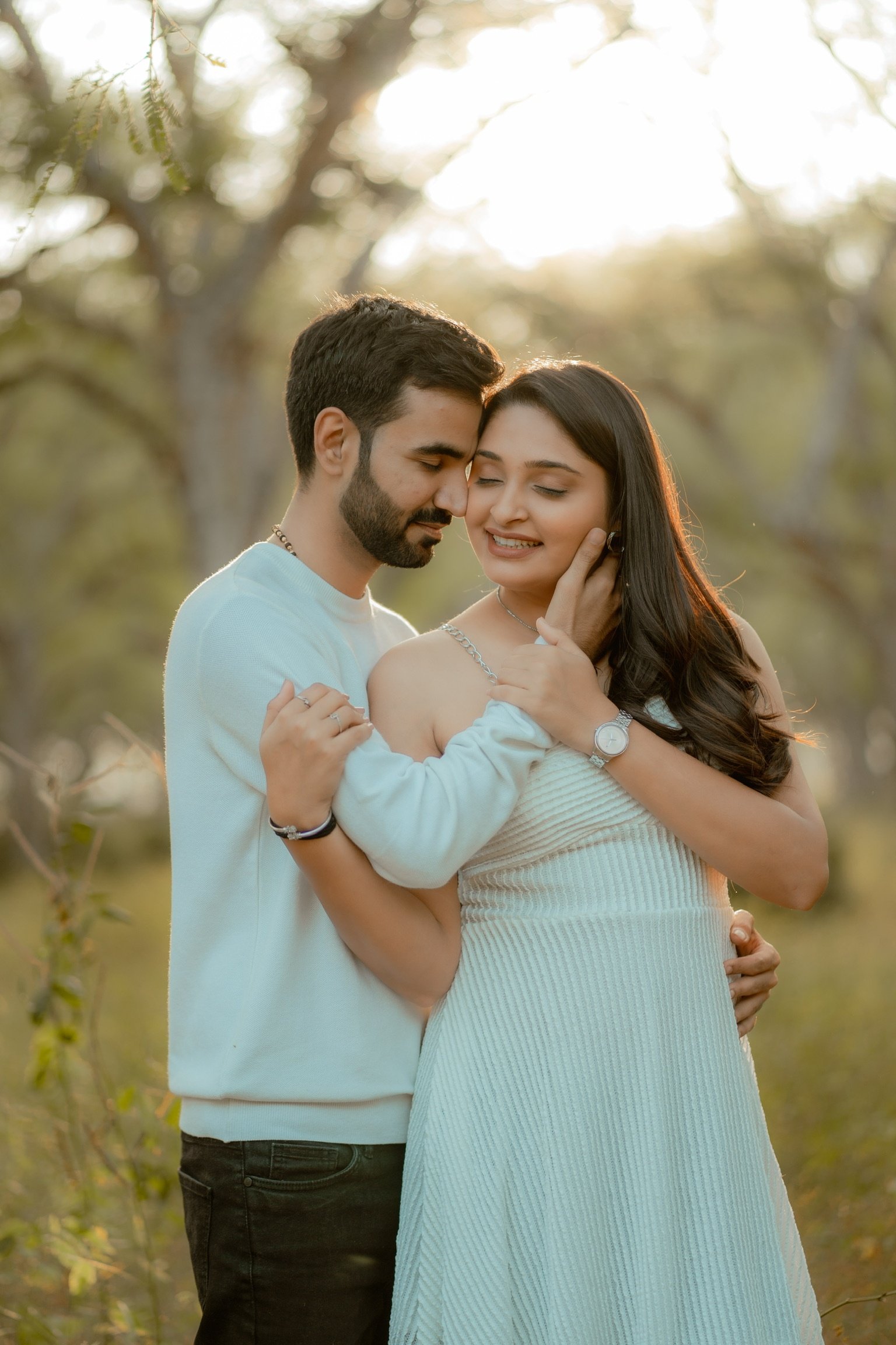 Jigar and Ami photography by Flash Studio